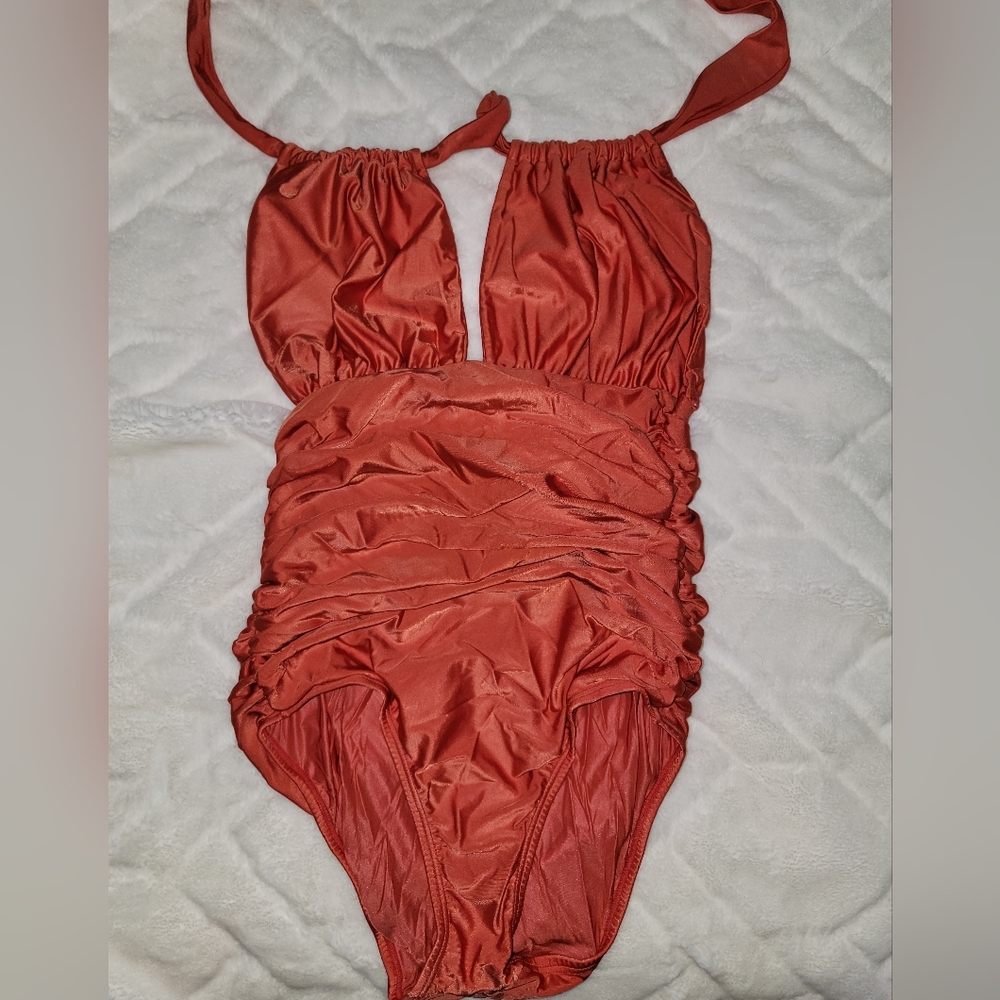 Bathing suite